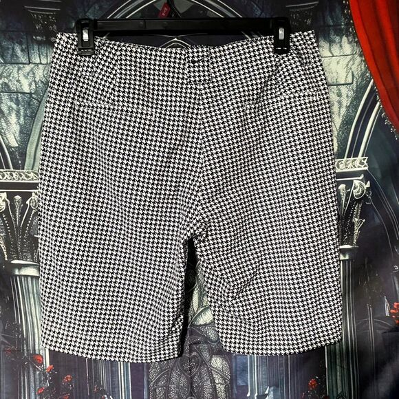 Nike Golf Shorts Women's 12 Black Activewear Houndstooth Pattern Streetwear - Picture 2 of 6